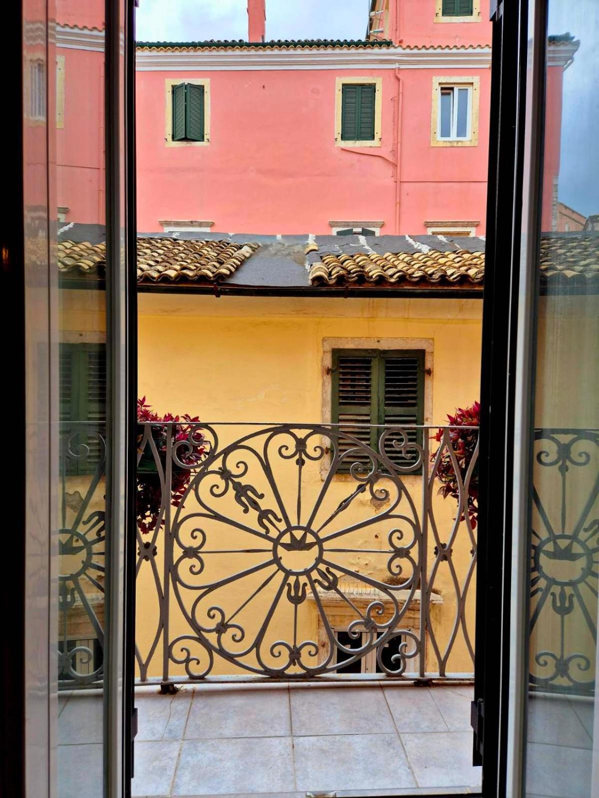 Historico Apartment, Corfu Old Town Luaran gambar